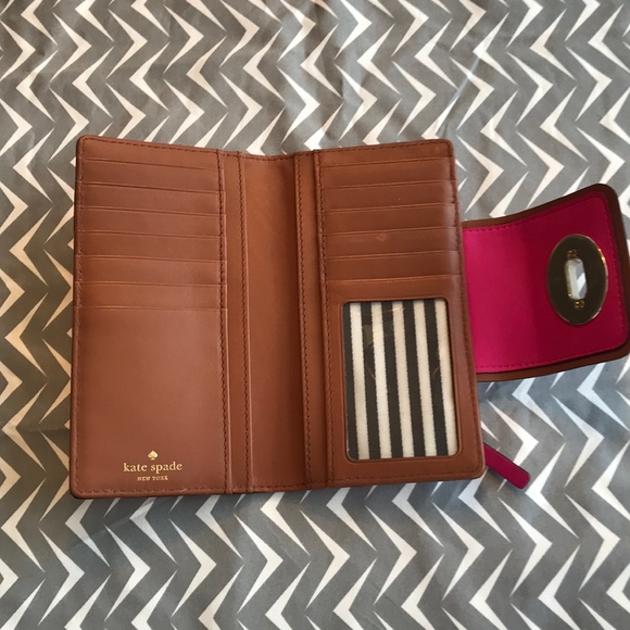 KATE SPADE WALLET - Picture 3 of 5